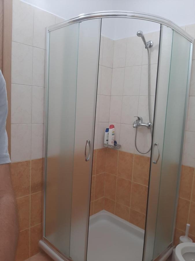 Apartament Egzoni City Center Lägenhet Berat Exteriör bild